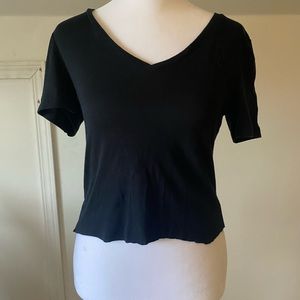 Black deep cut tee